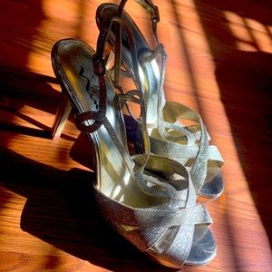 These have been worn 3 times for the past couple years, girls night out shoes!